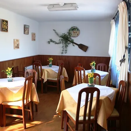 Pensión Rio Azul Ferreira do Zêzere